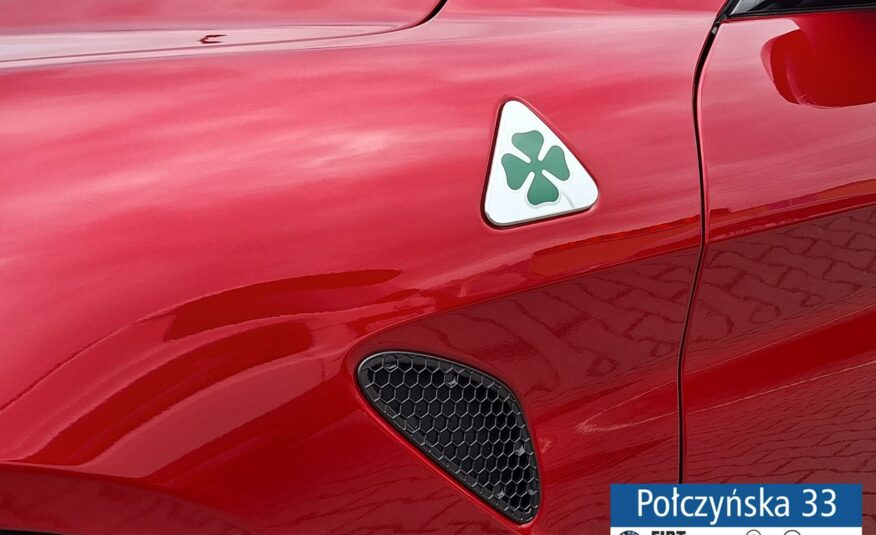Alfa Romeo Giulia Quadrifoglio 2.9 V6 Bi-Turbo 520KM AT8 | Perła Red| AKRAPOVIČ | MY23